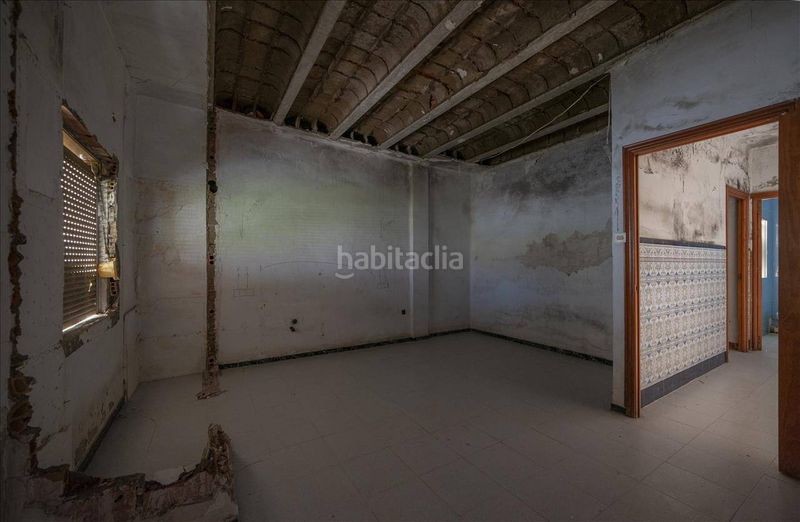 Foto 406c2787-d131-4556-83a3-3176acb54f68. Casa adossada a Centro Bormujos