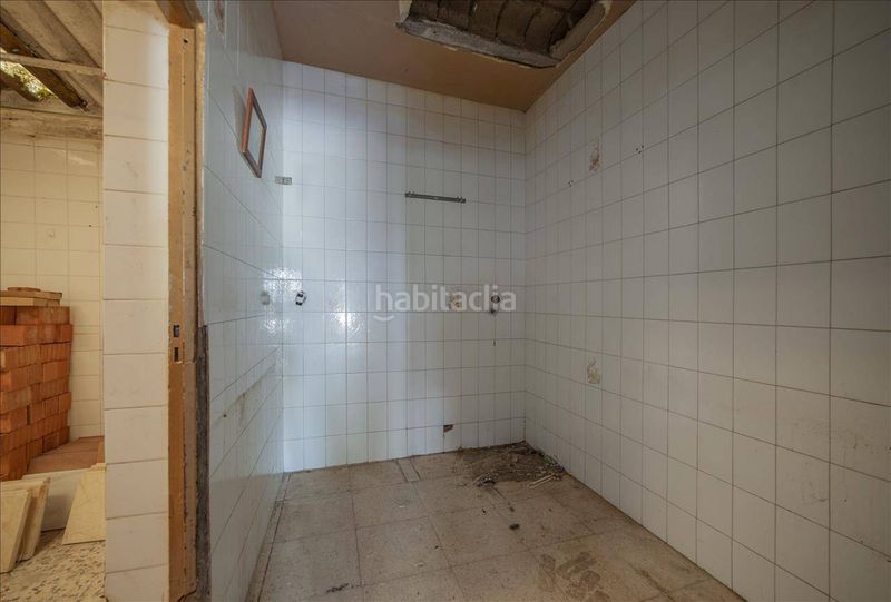 Foto a8449888-4734-41ac-9f51-5f9eadedf242. Casa adossada a Centro Bormujos