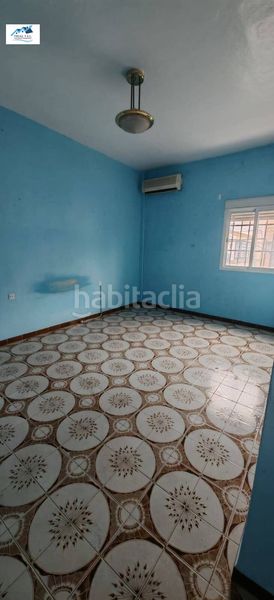 Foto 48adb6da-4655-48f2-b13f-add17b16f661. Casa a Torreblanca Sevilla