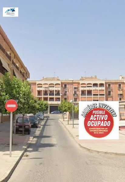 Foto a98b01fa-d869-4636-989f-9c3d84c0dac2. Aparcament cotxe a Puente Genil