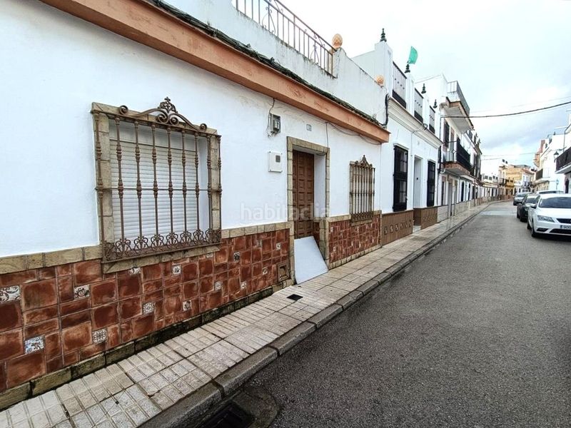 Foto a83b8a39-a562-4535-a108-c33b60afef9b. Casa a Guillena pueblo Guillena