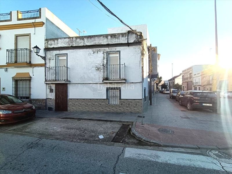 Foto 4a23149b-8e5c-47d0-8970-e66d4f50c175. Casa a Lora del Río