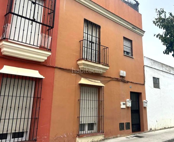 Foto 34448ab5-8c53-4b94-88e6-e23f19757551. Casa en Salesianos Utrera