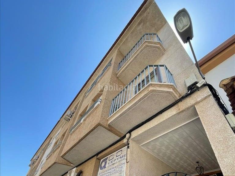 Foto e5c2a056-da5a-4604-b508-cbbfb556a10f. Apartamento en Manzanares
