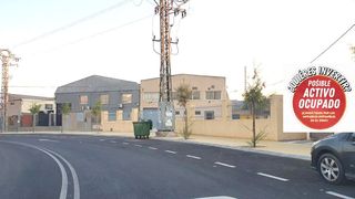 Fabrikhalle in Campo Alto-Club de Campo
