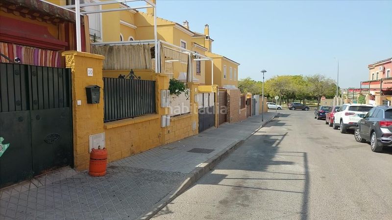 Foto 95968d5b-5d47-4294-a514-c226f47daf33. Casa adosada en Mairena del Alcor