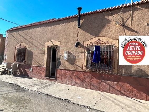 Foto ef0502f8-3247-45a5-9975-99affddb4fb4. Casa adossada a Santo Domingo Ejido (El)