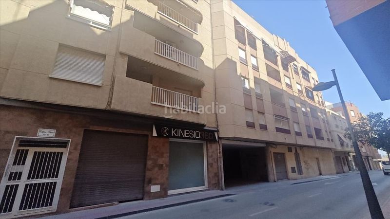 Foto 56ce4d56-81c7-456c-b805-c29f0b07f6cb. Aparcament cotxe a San José Lorca