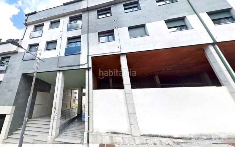 Foto 4f16ff9b-7cb9-4318-8731-53866f6a10d3. Apartament a Lalín