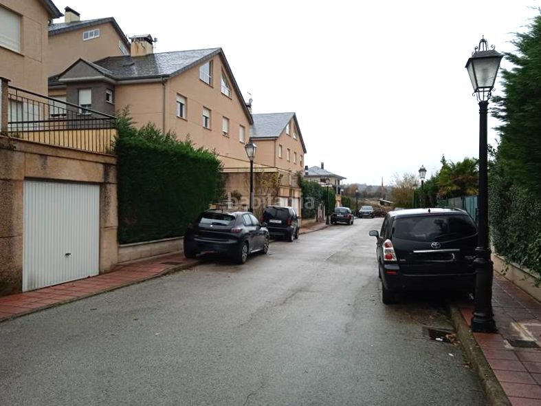 Foto d6840014-58c7-4757-a959-553cd5470c17. Casa adossada a Molinaseca