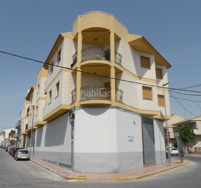 Foto c8cdbcc3-e92b-4528-a6d0-4e4df68e87c5. Aparcament cotxe a Ceutí