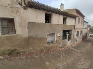 Semi detached house  Calle olivo. Venta casa en bullas