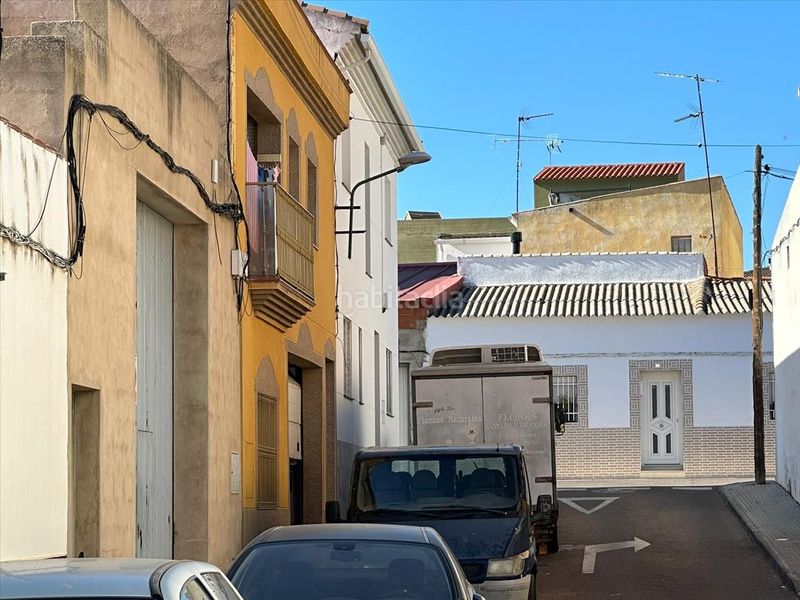 Foto fbf99135-e12b-4070-968a-25b56fcf6c49. Casa adossada a Sur Mérida