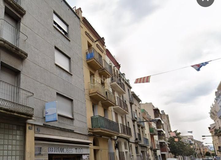 Foto 7adefafb-b4a4-45c0-8a89-941fc85a30d5. Casa adossada a Centre Igualada
