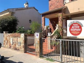 Casa adosada  Calle burgos. Venta chalet en sant vicenc dels horts