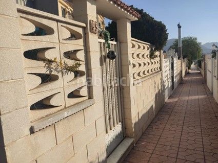 Foto 5aadb9b0-e9c9-4453-8629-6aeb385cbd81. Xalet a San Crispín-Huerta Nueva-Estación Elda