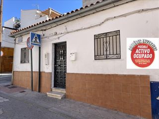 Casa adossada  Calle marina. Venta casa en granada