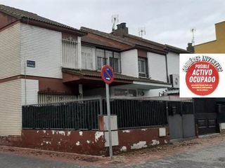 Casa adossada a Pintor Murillo