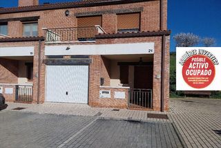 Casa adossada  Herrenes