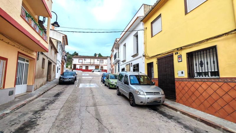 Foto db909c30-f6dc-4d01-b119-cb3112a4bcd3. Casa a Énova (l´)