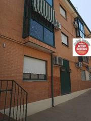 Flat  Calle numancia. Venta piso en numancia