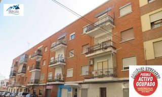 Pis a Calle VINT-I-CINC D'ABRIL