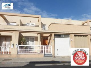 Casa adossada  Calle bergantin. Venta adosado en el ejido  almería