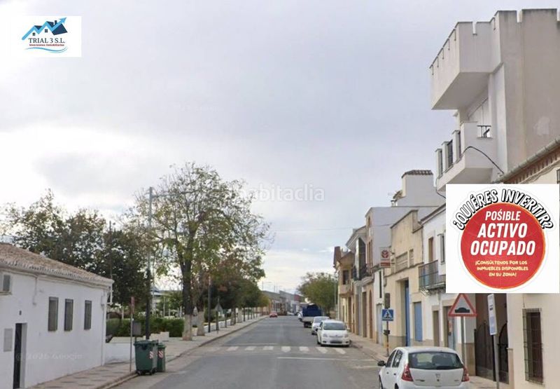 Foto 860192df-0f9b-4df7-bc2e-1591bc3d4545. Aparcament cotxe a Arjona