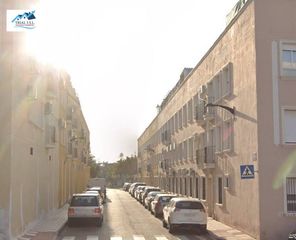 Locale commerciale  Calle de la profesora isabel garcía. Venta local en  andújar jaén