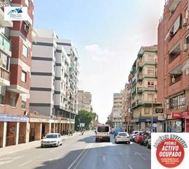 Pis a Avenida de Novelda