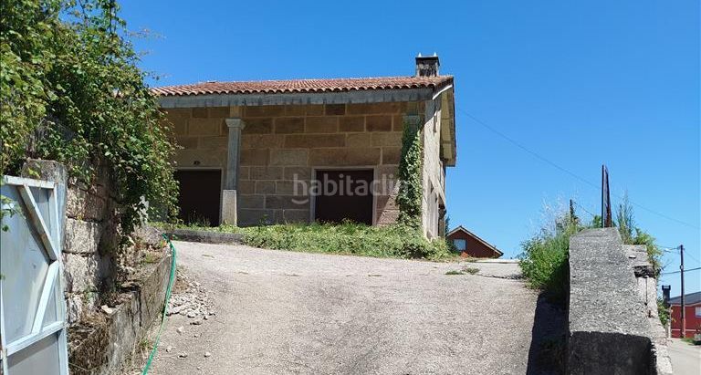 Foto 45df85e8-b0f9-42df-8584-df27ddb39403. Casa a Redondela