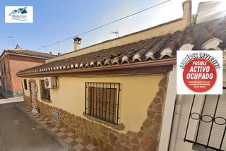 Maison  Calle costa rica. Venta de casa adosada en  santa fe granada