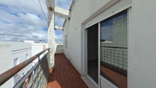 Zweistöckige Wohnung in Palacios y Villafranca (Los)