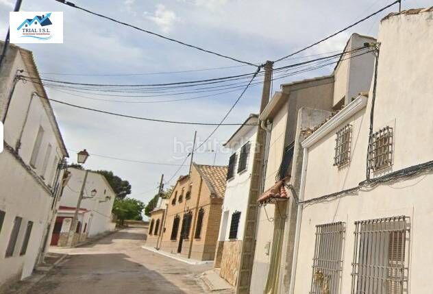 Foto d9b760f2-e811-47fb-980b-2e20569e5b2e. Casa a Cortes-Huertas Madrid