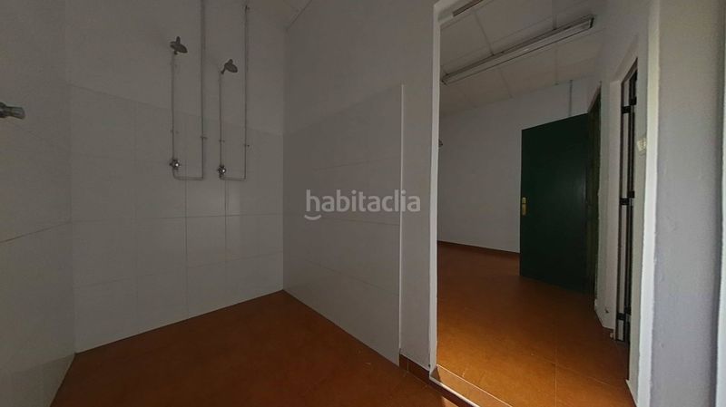 Foto 77a725bf-4bd3-43c4-9733-fd942d6eeb77. Local comercial a Melide