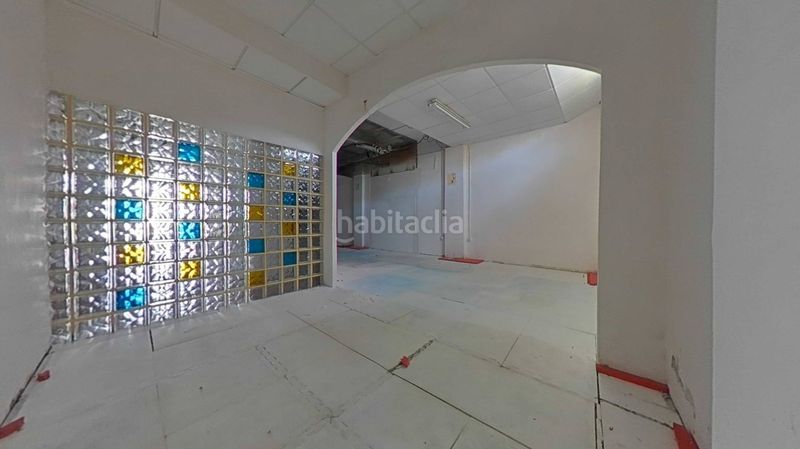 Foto c46b4c1c-bcd2-44d8-a3eb-d6893ec6f39a. Local comercial a Melide
