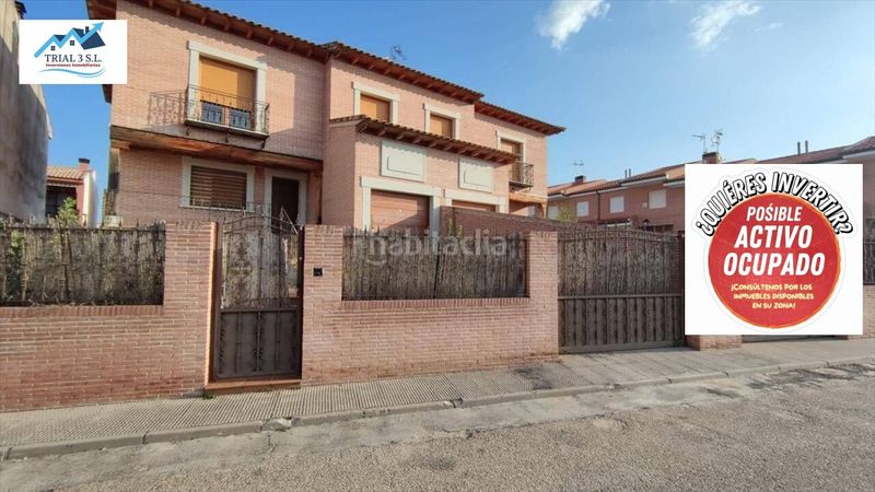 Foto 775e8902-4fa9-4236-a67b-347c4a6a05e2. Casa amb aparcament a Hormigos