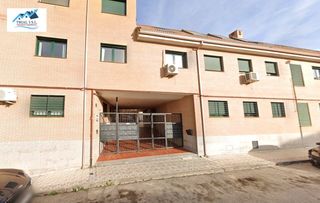 Etagenwohnung  Calle de maximino lópez. Venta piso valmojado  toledo