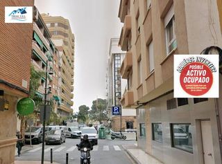 Local Comercial a Calle de la Carrera