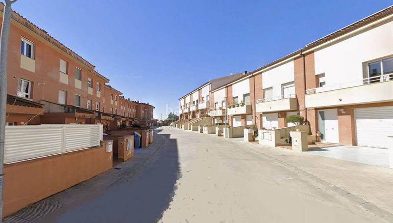 Foto 04363df5-6bf7-415f-a924-243a1a9f68bb. Casa adossada amb aparcament piscina a Corbins