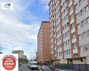 Pis  Avenida de la libertad. Venta de garaje en laredo  cantabria