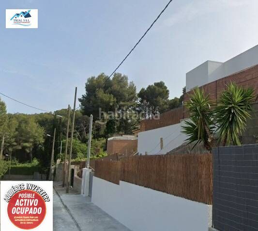 Foto ea337f94-9b9d-4590-919d-66d9b347116a. Xalet a costa Cunit - els jardins - els rosers Cunit