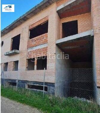 Foto 99366ff1-9722-4675-a74d-186026bdab9d. Edifici a Camarena