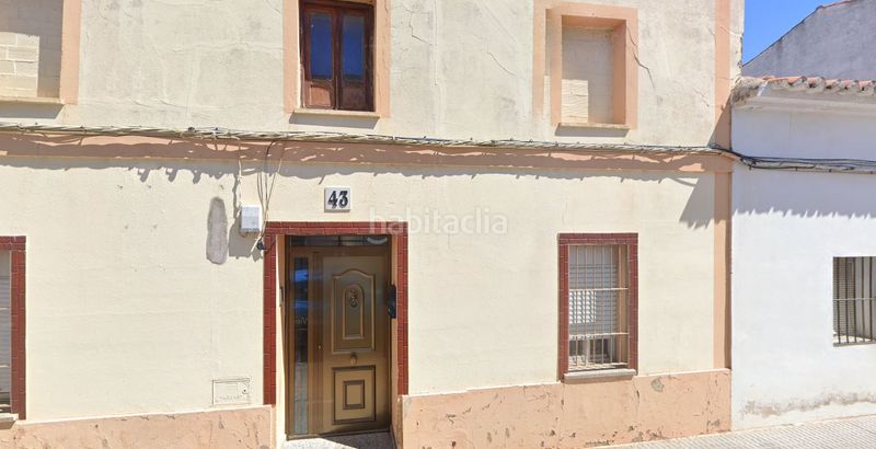 Foto 64c42caf-81f2-466d-841c-72f6378e5710. Casa adossada a Guareña