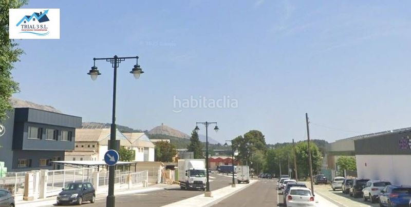 Foto c8822d99-843f-42fd-a821-a631952edfb7. Fabrikhalle in Zona Nord Alcoi