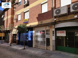 Local Comercial a Calle de San Salvador