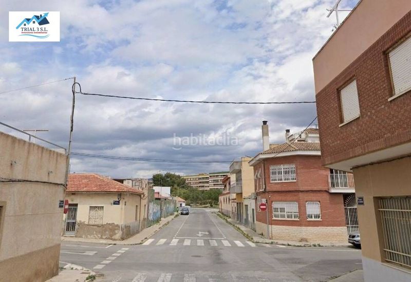 Foto dbf7b0d6-d4da-4f21-96ec-b6c2e4e6f0fd. Casa adossada a San Crispín-Huerta Nueva-Estación Elda