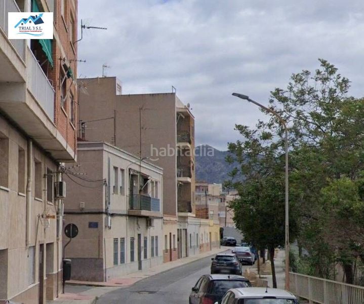 Foto f9aa531e-373e-40a1-82b7-15c1737d3534. Casa adossada a San Crispín-Huerta Nueva-Estación Elda