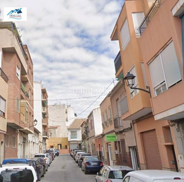 Foto d49d2eac-2dee-4985-825c-1b2ce6756fde. Casa amb aparcament a Cortes-Huertas Madrid
