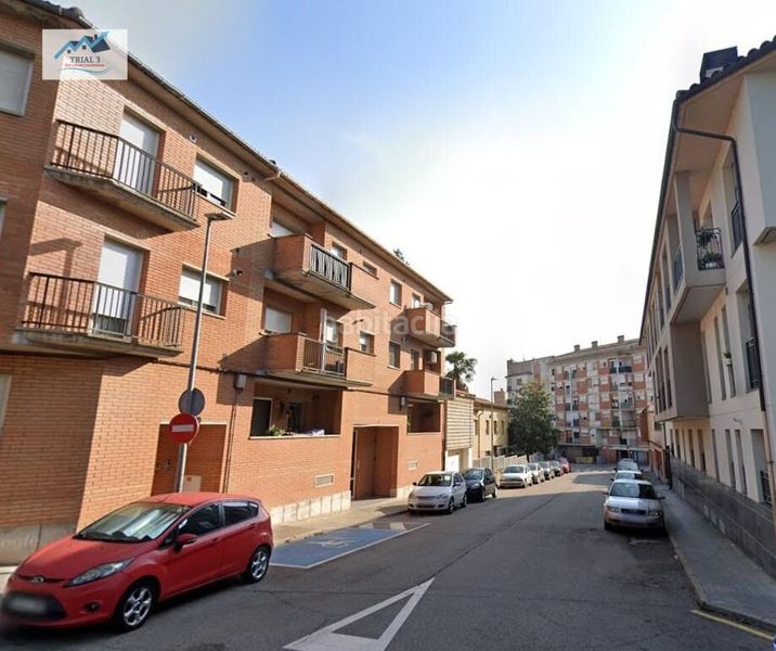 Foto 2c44b59e-67b1-41a0-960d-08027cb34b5f. Edifici a Manlleu